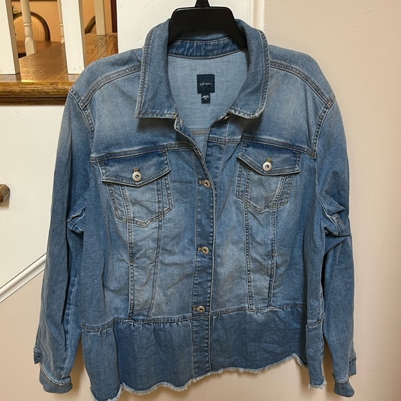 J. Jill light blue denim jacket with raw hem - Picture 3 of 15